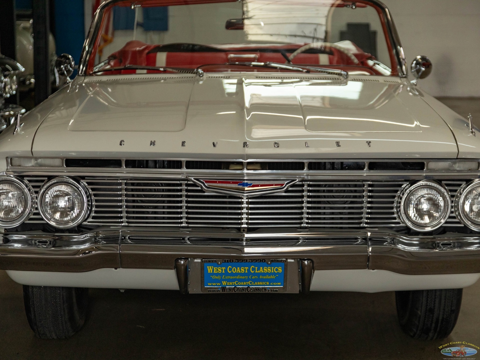 Chevrolet-Impala-1961-2-Door-Convertible-14