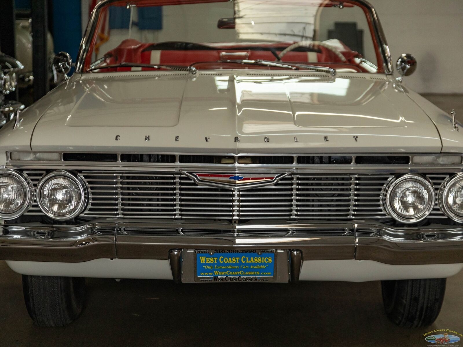 Chevrolet-Impala-1961-2-Door-Convertible-14
