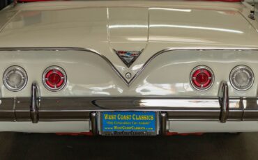 Chevrolet-Impala-1961-2-Door-Convertible-18