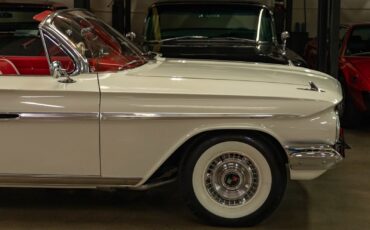 Chevrolet-Impala-1961-2-Door-Convertible-3