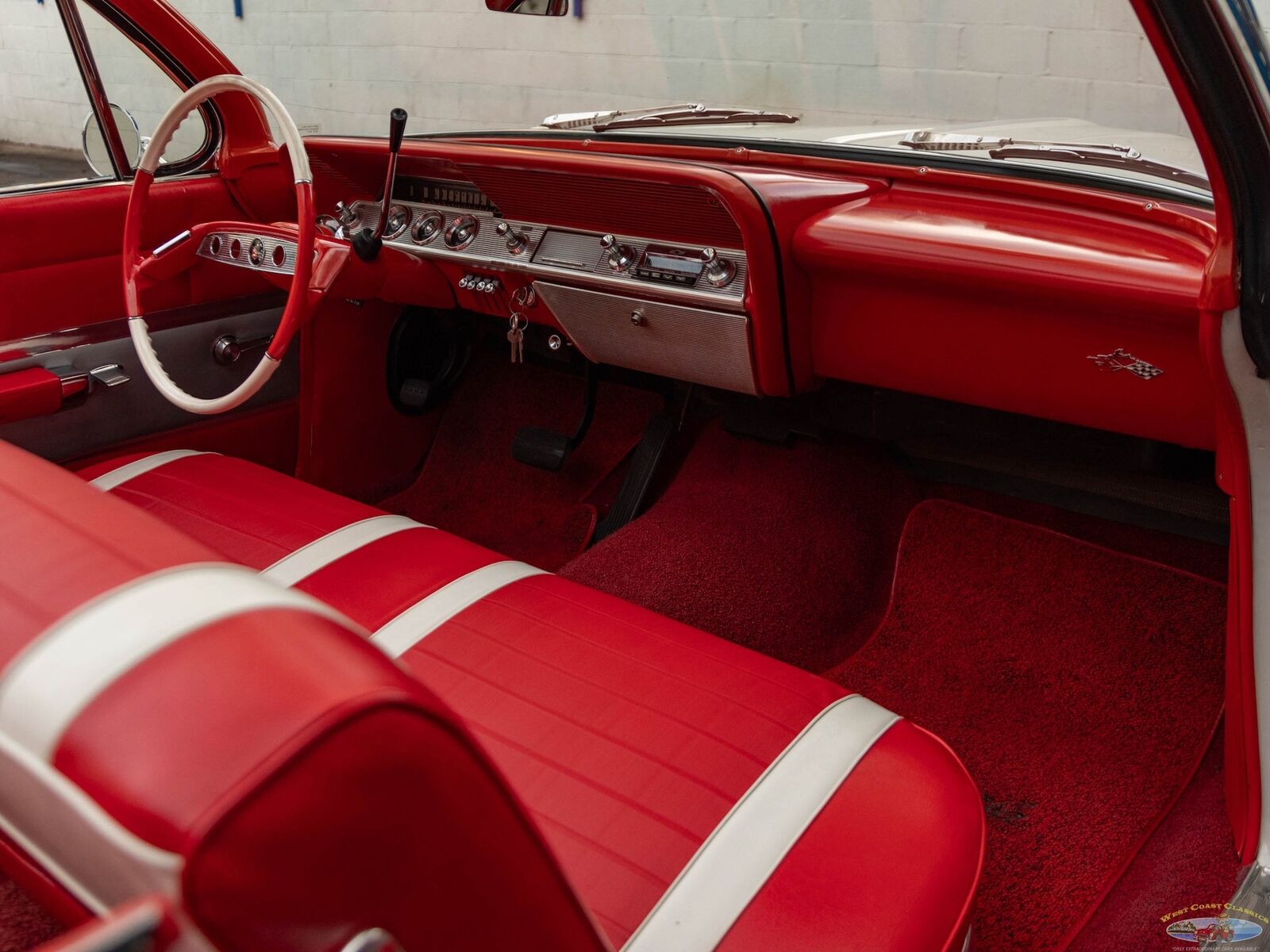 Chevrolet-Impala-1961-2-Door-Convertible-38