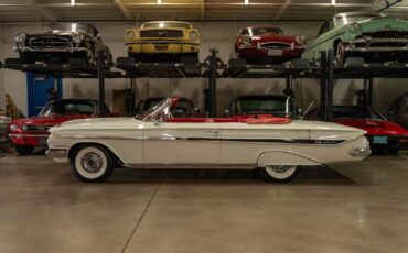Chevrolet-Impala-1961-2-Door-Convertible-5
