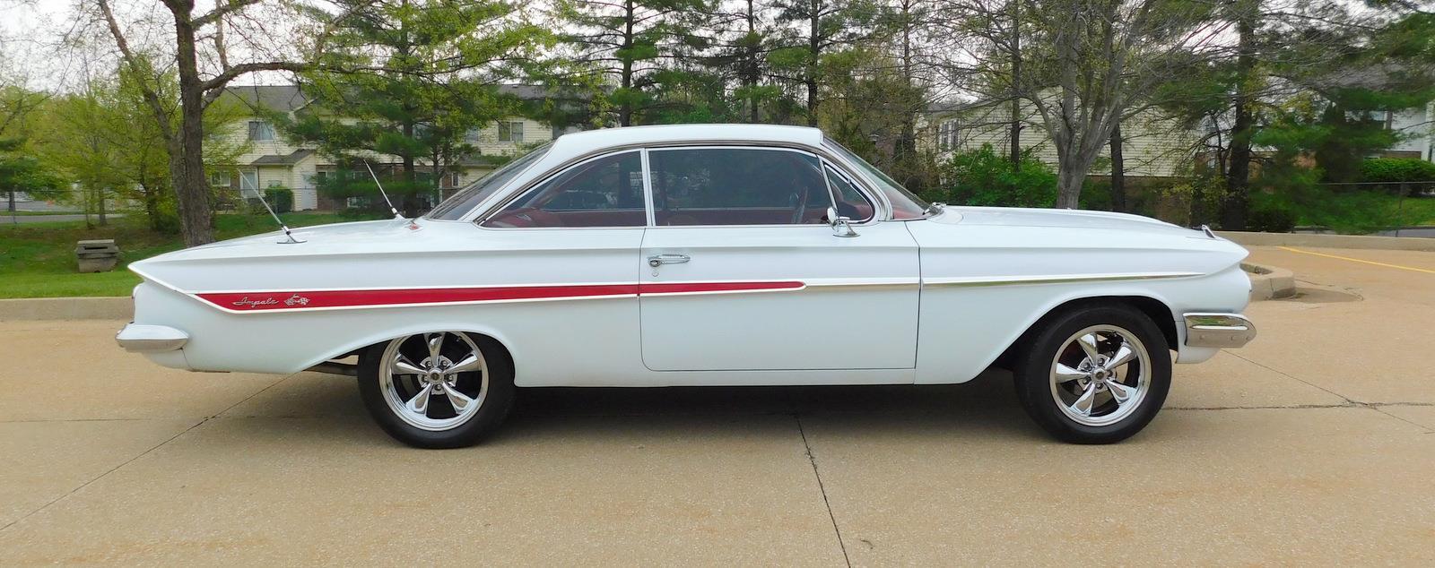 Chevrolet-Impala-1961-21