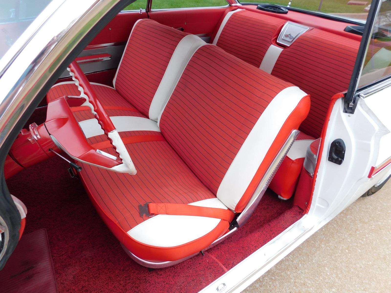 Chevrolet-Impala-1961-37