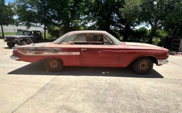 Chevrolet-Impala-1961-5