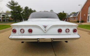 Chevrolet-Impala-1961-6