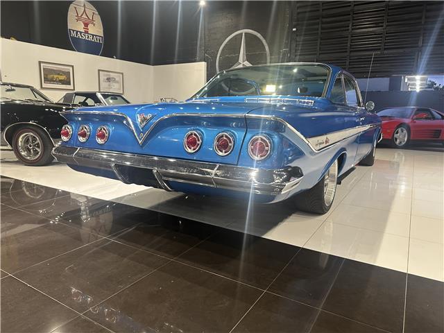 Chevrolet-Impala-1961-Coupe-12