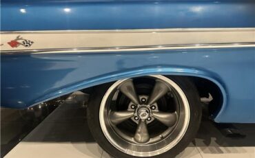 Chevrolet-Impala-1961-Coupe-17