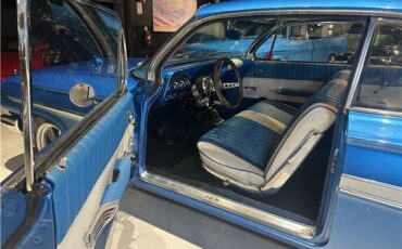 Chevrolet-Impala-1961-Coupe-19
