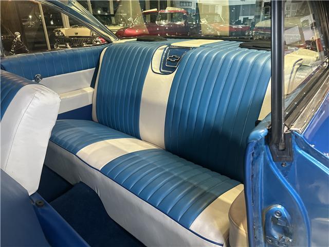 Chevrolet-Impala-1961-Coupe-21