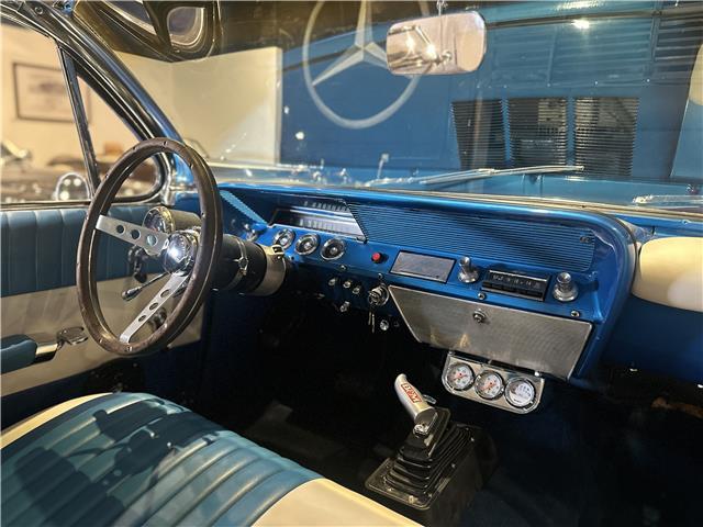 Chevrolet-Impala-1961-Coupe-23