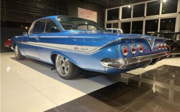 Chevrolet-Impala-1961-Coupe-8