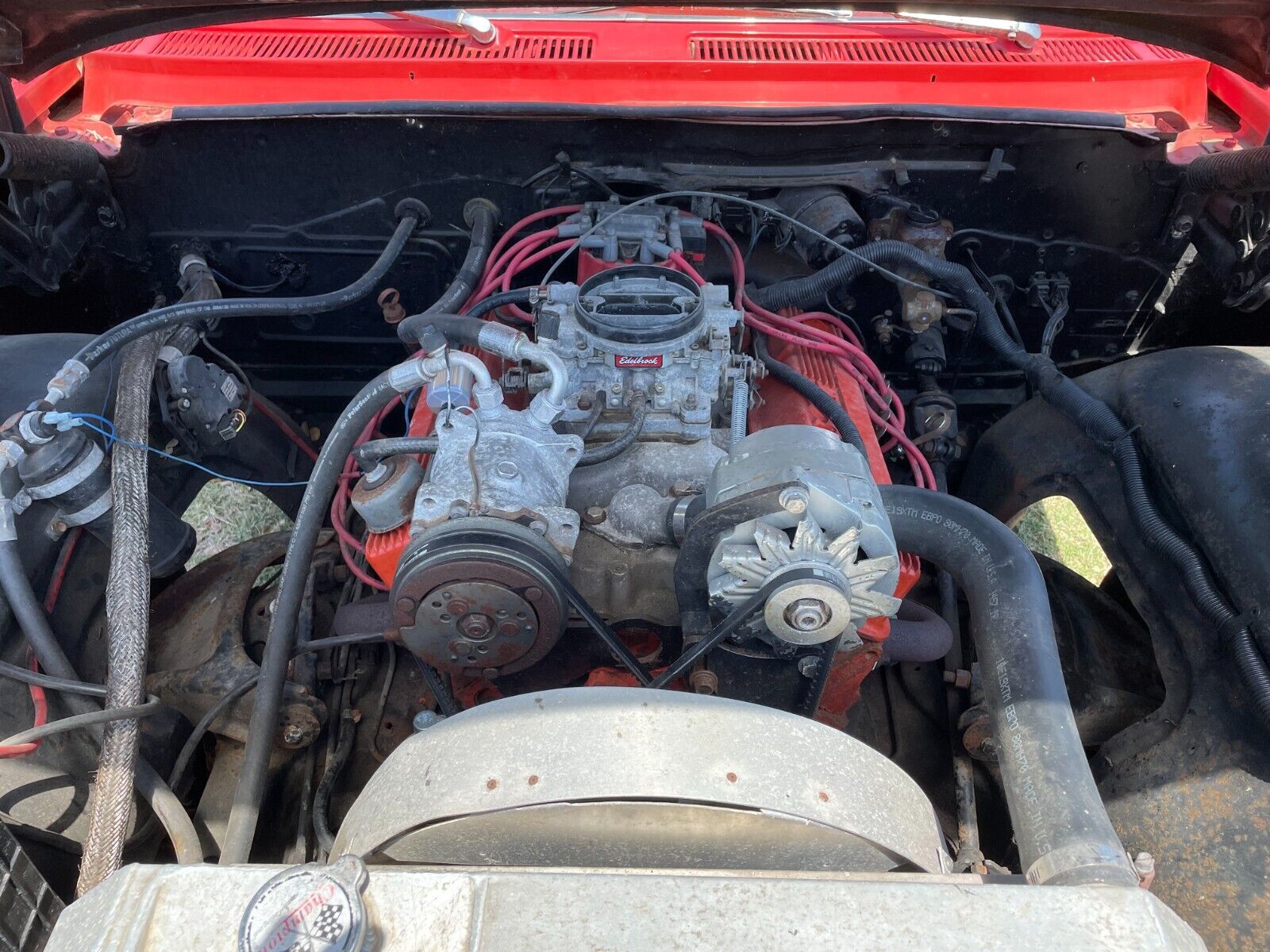 Chevrolet-Impala-1961-Sedan-9