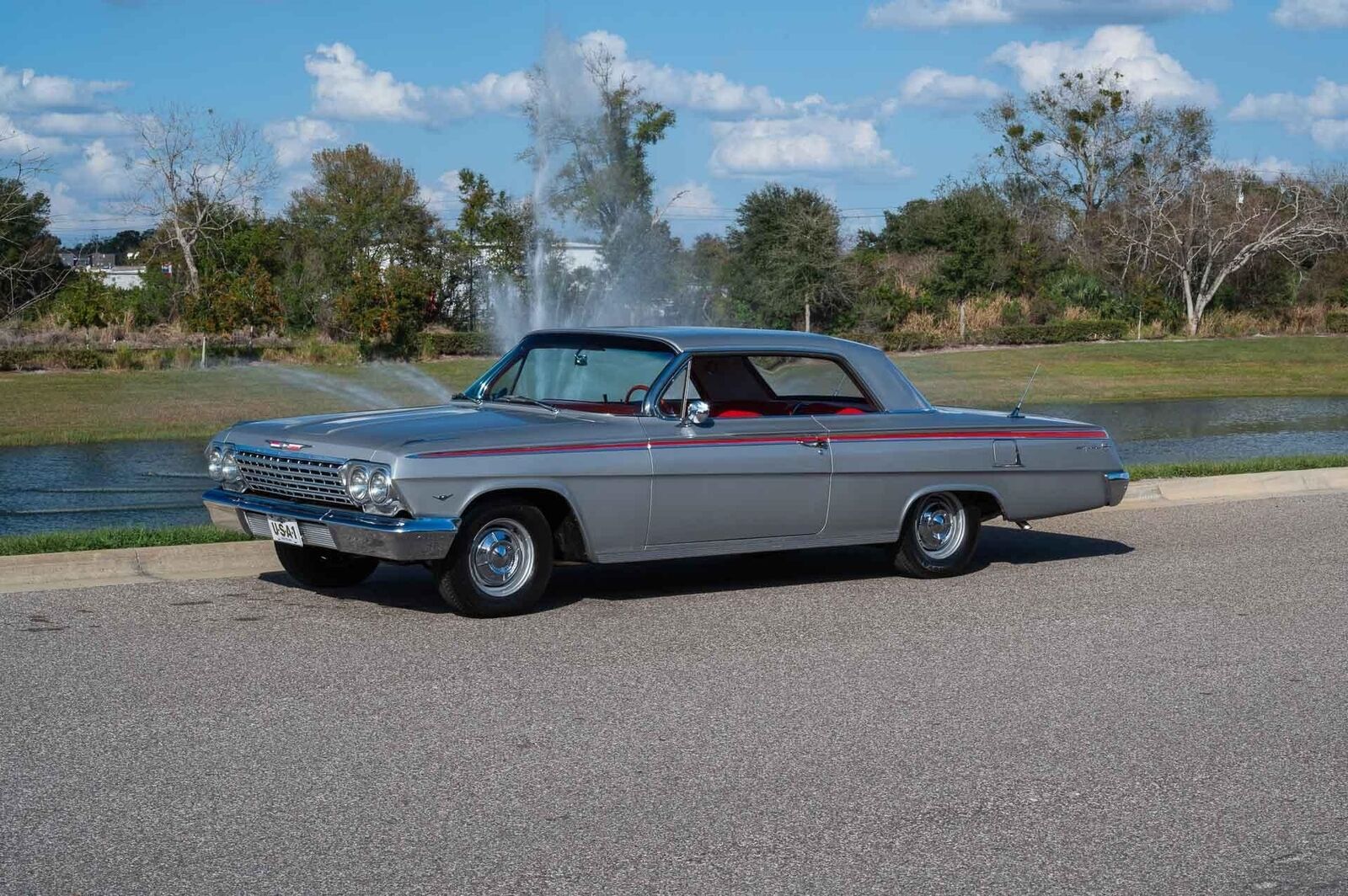Chevrolet-Impala-1962-2-Door-18