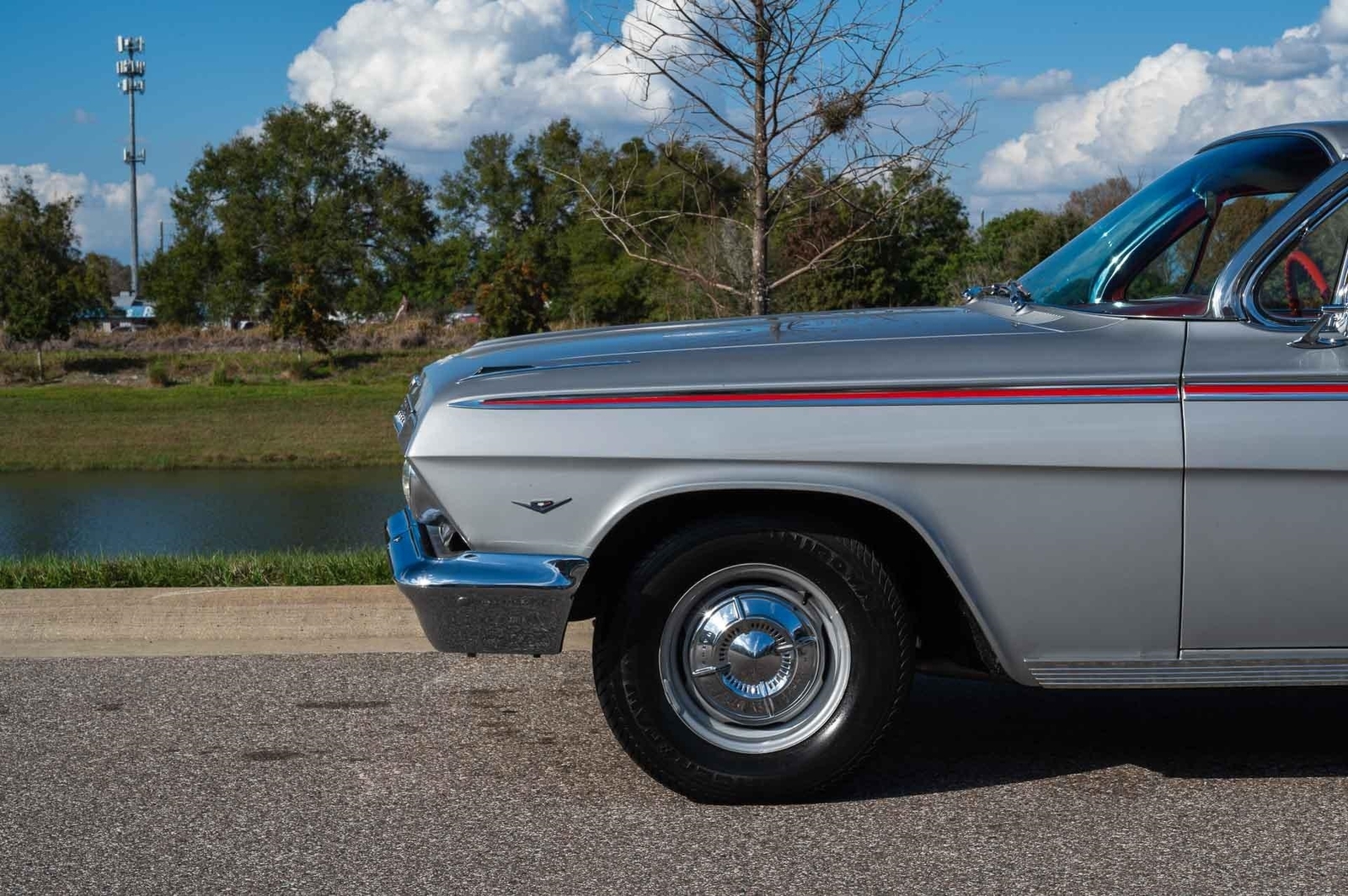 Chevrolet-Impala-1962-2-Door-27