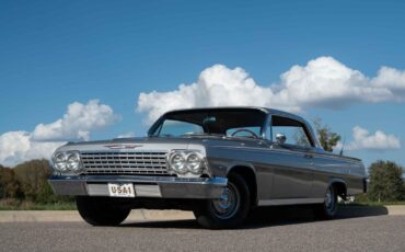 Chevrolet-Impala-1962-2-Door-35