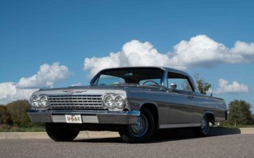 Chevrolet-Impala-1962-2-Door-36