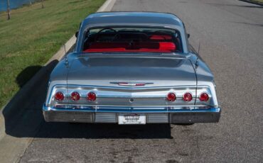 Chevrolet-Impala-1962-2-Door-4
