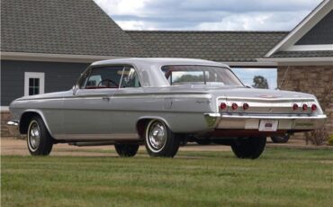 Chevrolet-Impala-1962-2-Door-Hardtop-10