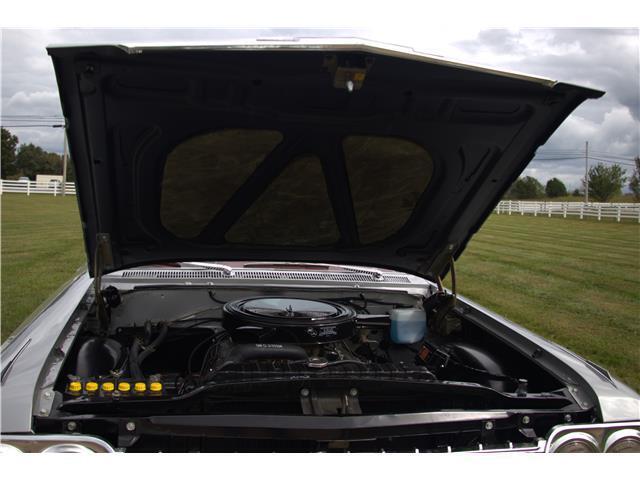 Chevrolet-Impala-1962-2-Door-Hardtop-15