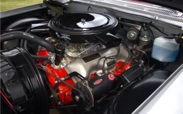 Chevrolet-Impala-1962-2-Door-Hardtop-17