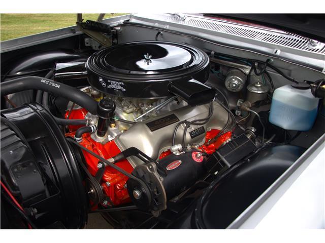 Chevrolet-Impala-1962-2-Door-Hardtop-17