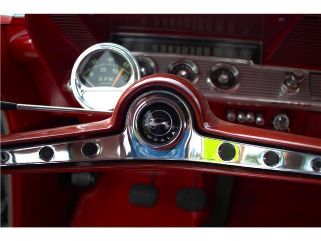 Chevrolet-Impala-1962-2-Door-Hardtop-23