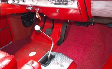Chevrolet-Impala-1962-2-Door-Hardtop-24