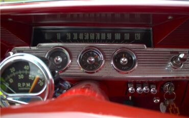 Chevrolet-Impala-1962-2-Door-Hardtop-26