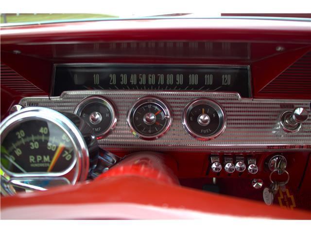 Chevrolet-Impala-1962-2-Door-Hardtop-26