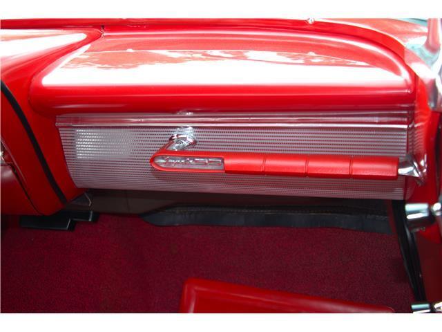Chevrolet-Impala-1962-2-Door-Hardtop-27