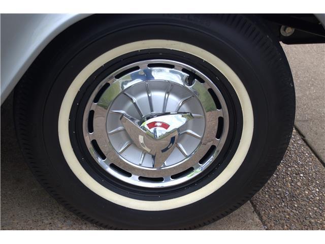 Chevrolet-Impala-1962-2-Door-Hardtop-29