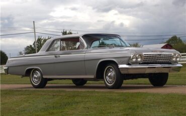 Chevrolet-Impala-1962-2-Door-Hardtop-3