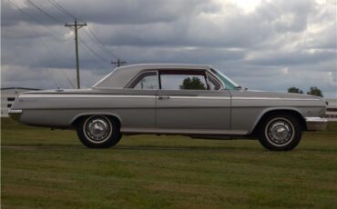 Chevrolet-Impala-1962-2-Door-Hardtop-4