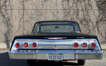 Chevrolet-Impala-1962-3