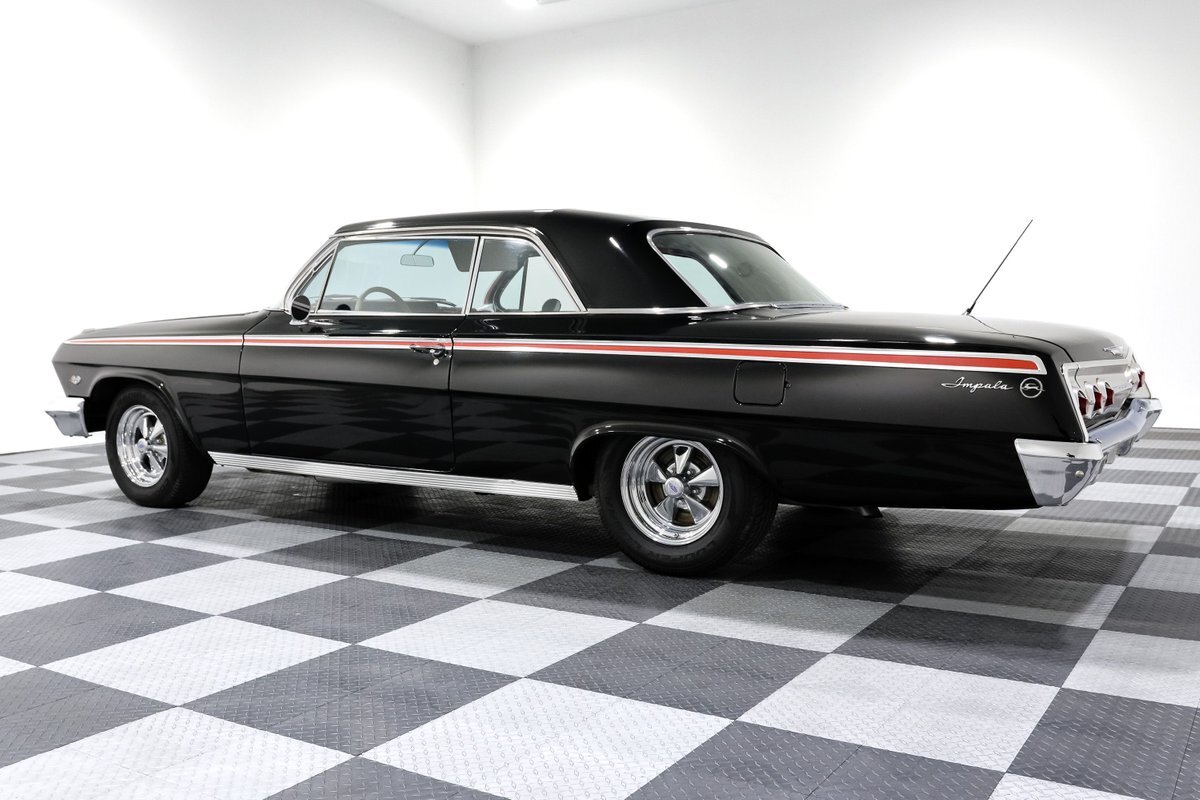 Chevrolet-Impala-1962-Coupe-4
