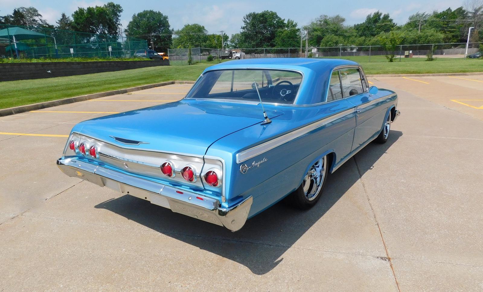 Chevrolet-Impala-1962-HARD-TOP-12