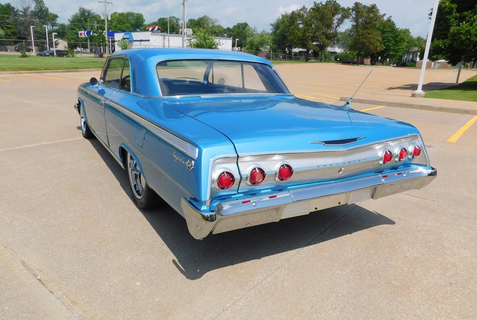 Chevrolet-Impala-1962-HARD-TOP-15