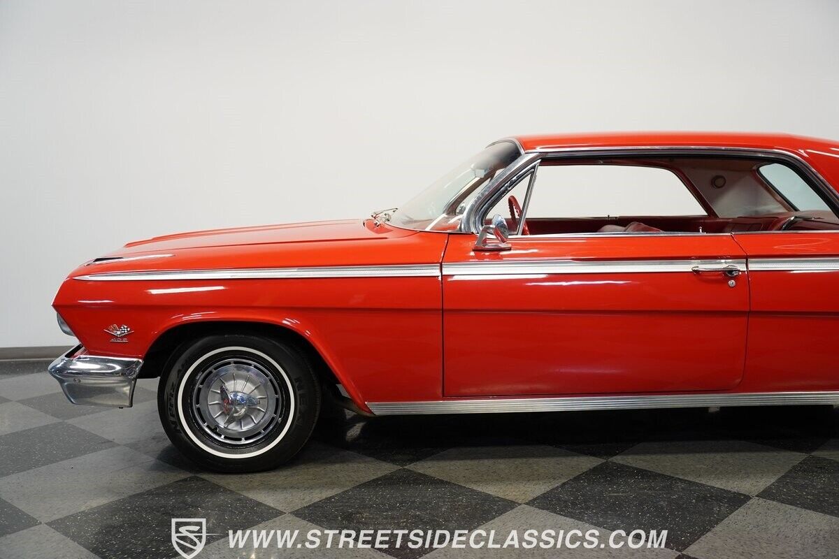 Chevrolet-Impala-1962-Hardtop-21