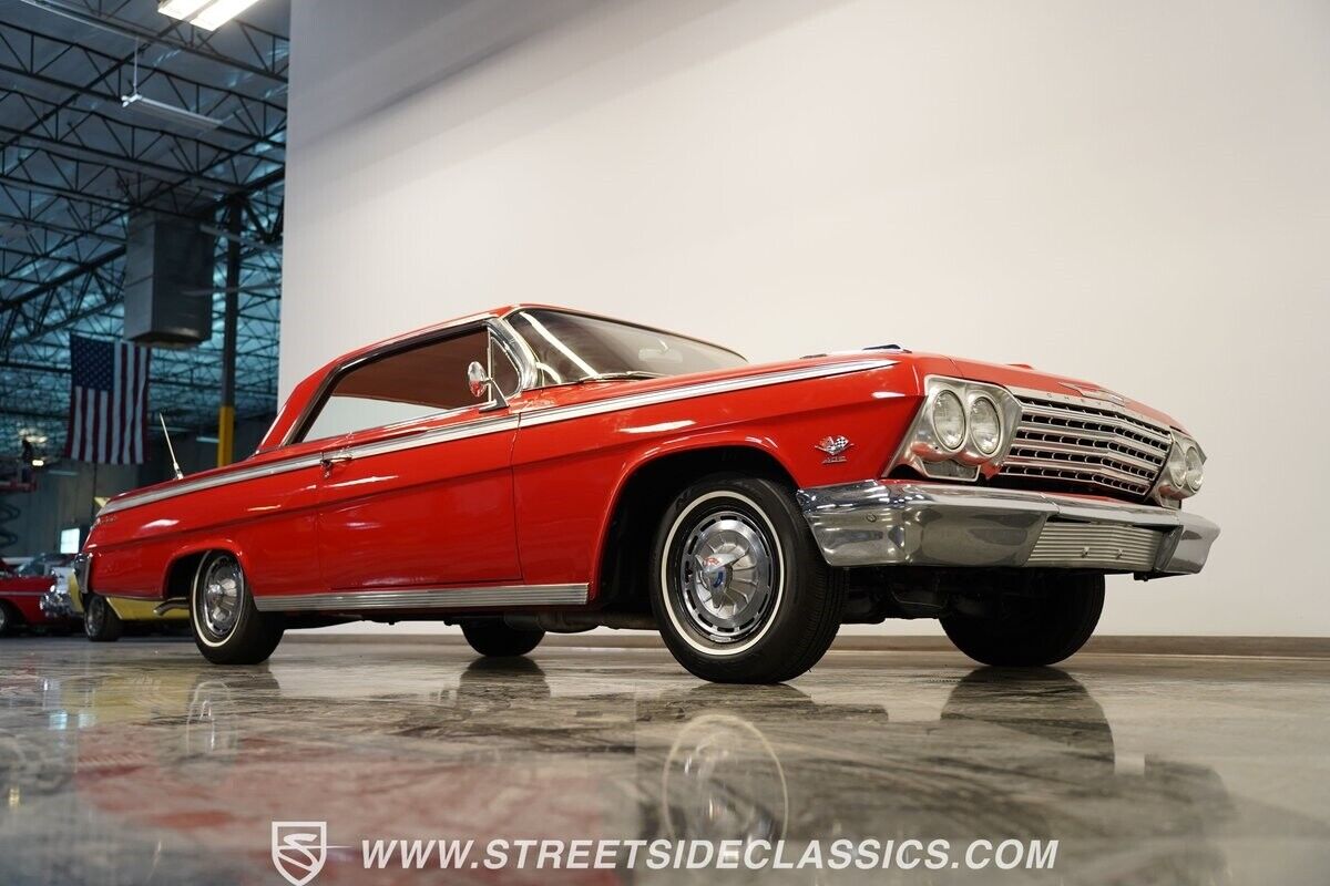 Chevrolet-Impala-1962-Hardtop-30