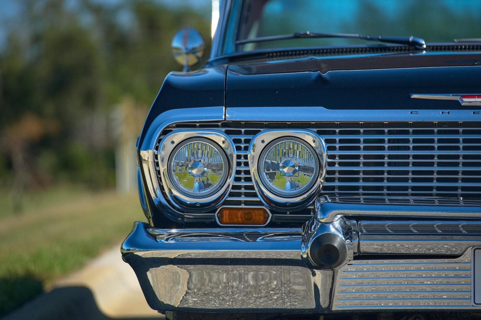 Chevrolet-Impala-1963-2-Door-24