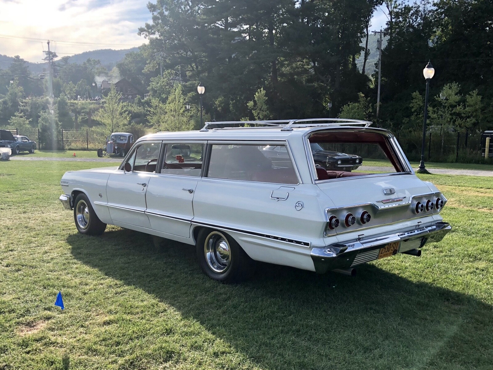 Chevrolet-Impala-1963-Wagon-1