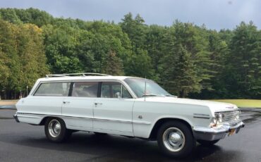 Chevrolet-Impala-1963-Wagon-17