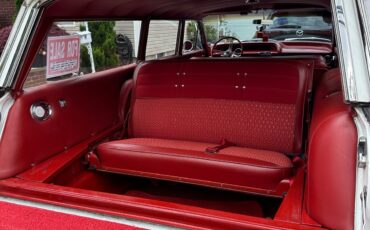 Chevrolet-Impala-1963-Wagon-21