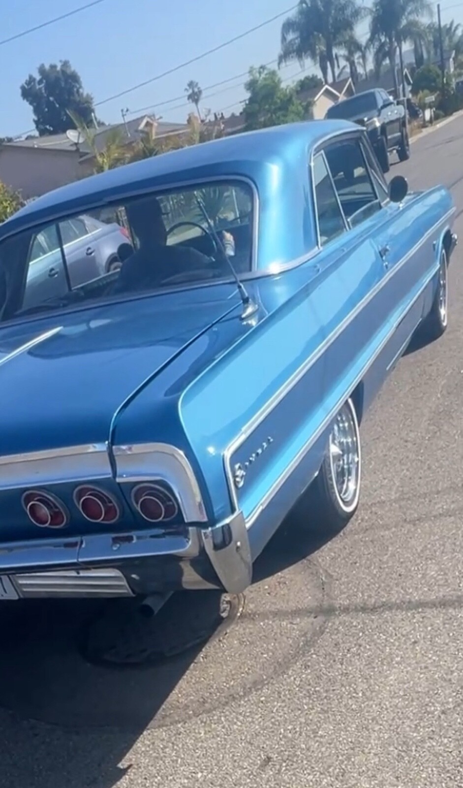 Chevrolet-Impala-1964-5