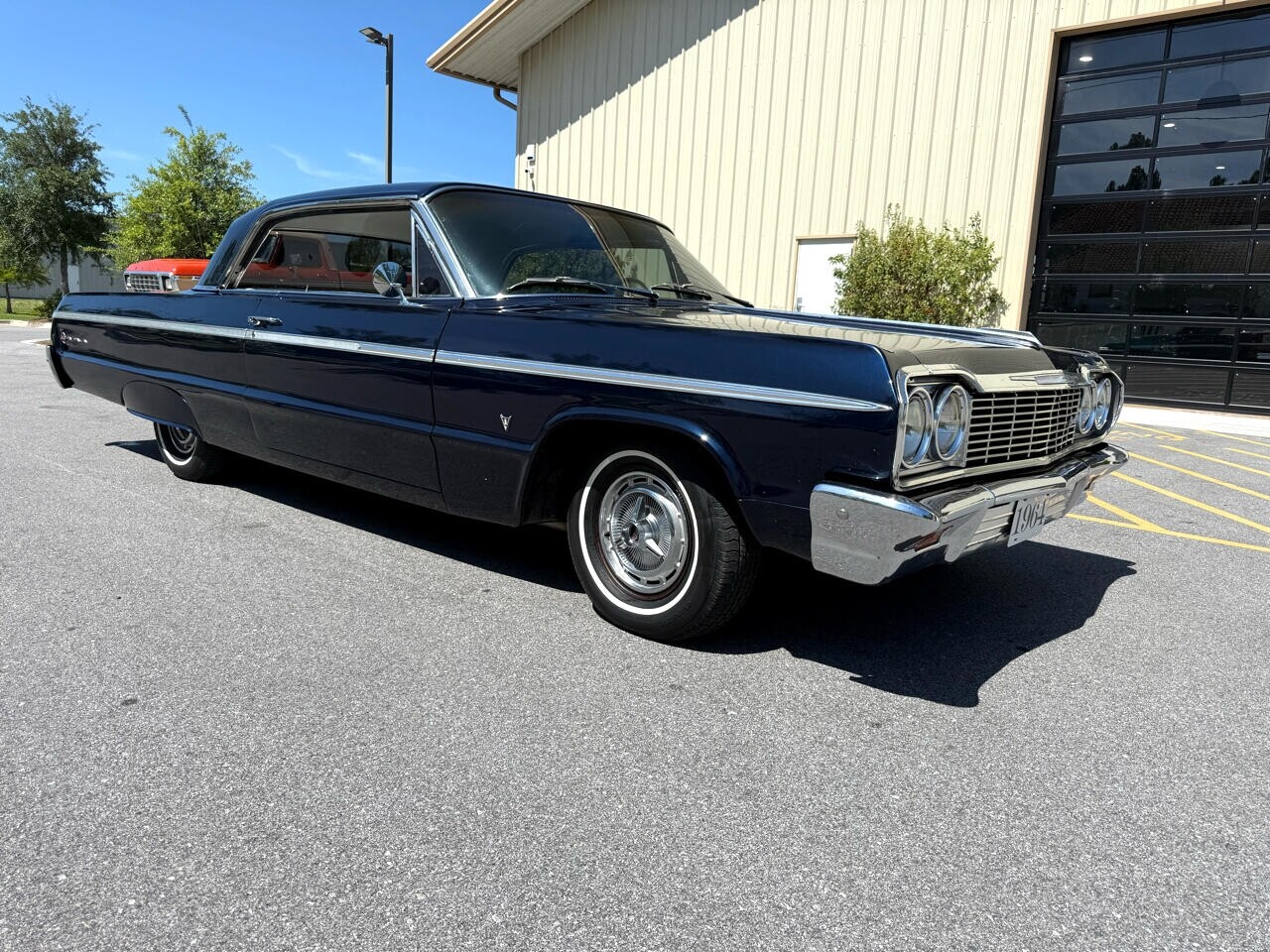 Chevrolet-Impala-1964-American-Muscle-Car-1