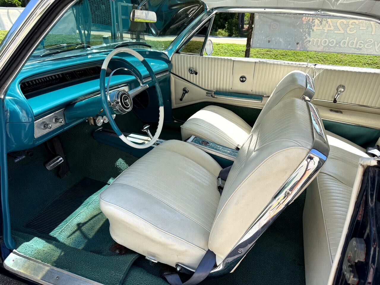 Chevrolet-Impala-1964-American-Muscle-Car-26