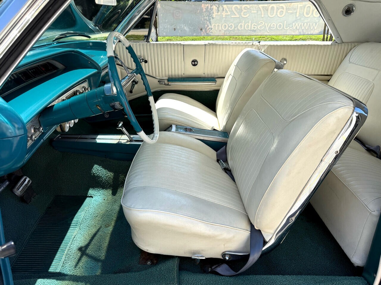 Chevrolet-Impala-1964-American-Muscle-Car-27