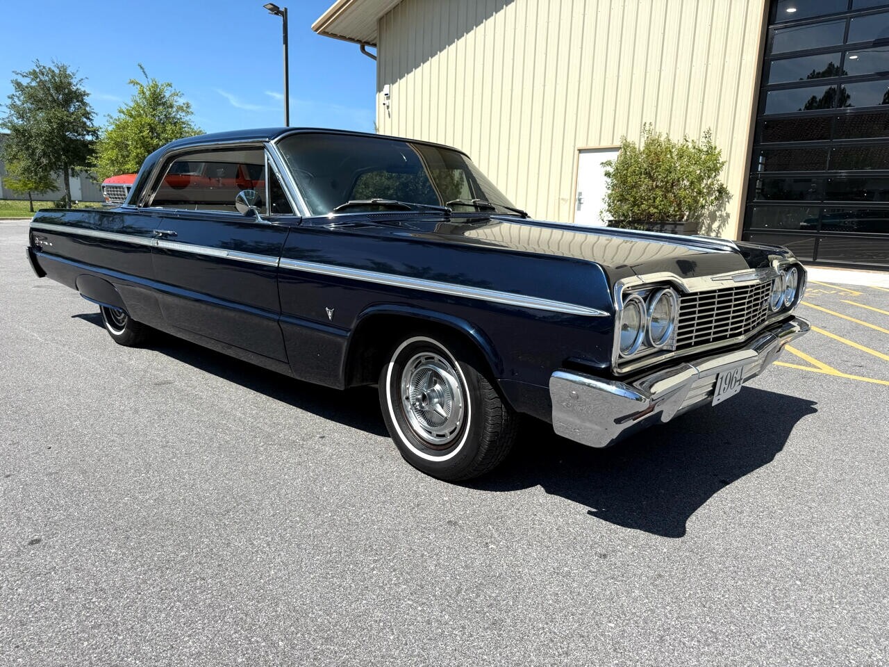 Chevrolet-Impala-1964-American-Muscle-Car-4