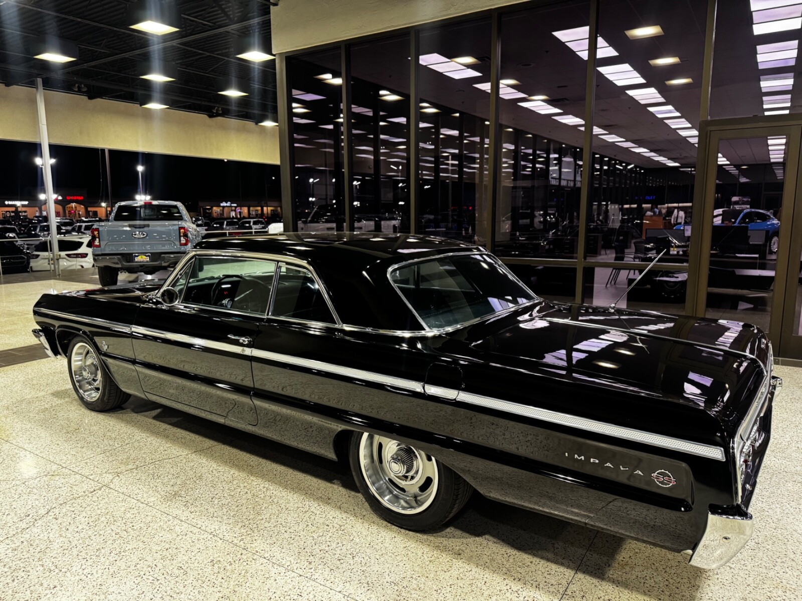 Chevrolet-Impala-1964-Coupe-11